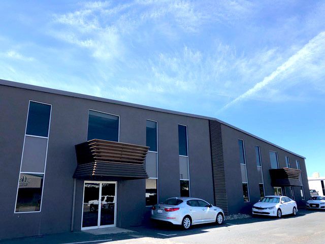 4361 Caterpillar Rd, Redding, CA 96003